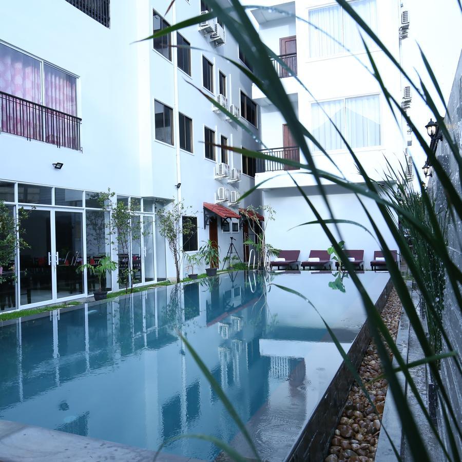 Holy Angkor Deluxe Hotel Siem Reap Extérieur photo